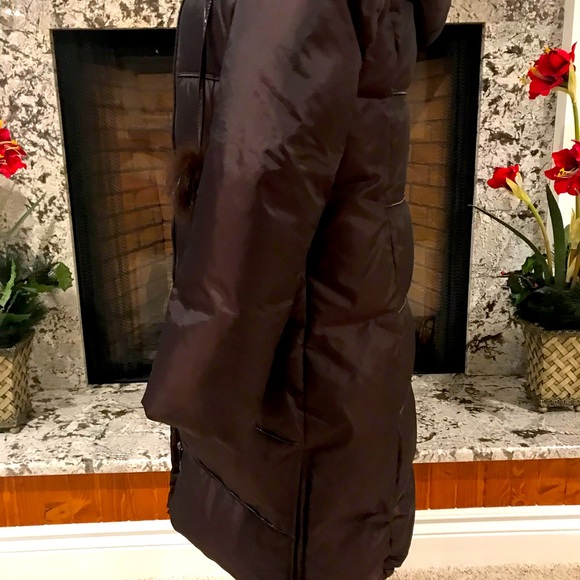 ❤️ VIA SPIGA PUFFER COAT Beautiful Deep Brown **Reasonable Offers Welcome - Picture 4 of 9